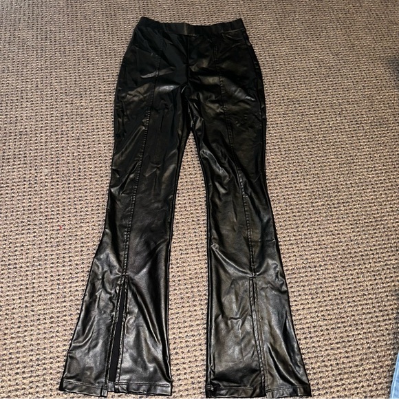 Leather flared slit leggings - Picture 5 of 7